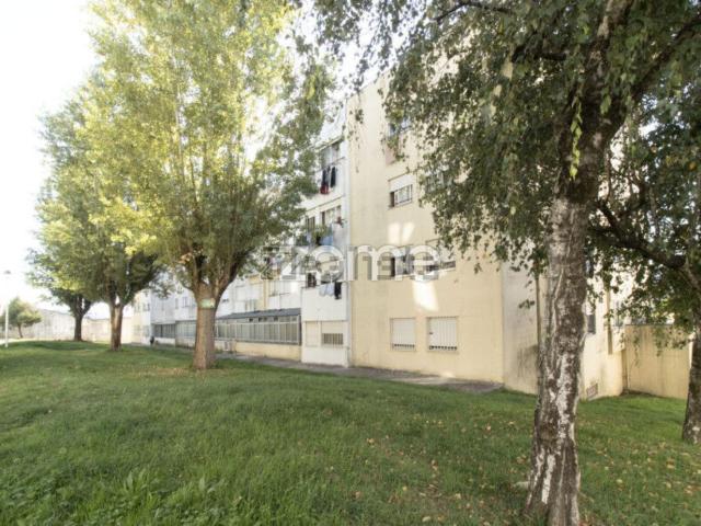 Apartamento, Lomar e Arcos