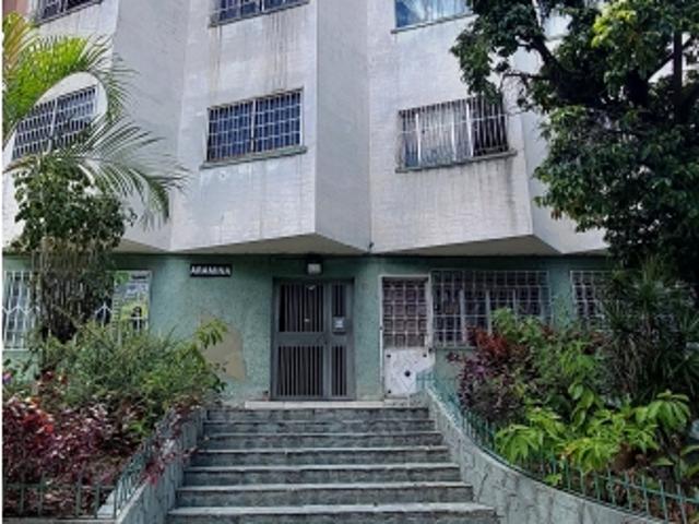 APARTAMENTO LOS CAOBOS 92 Mts2