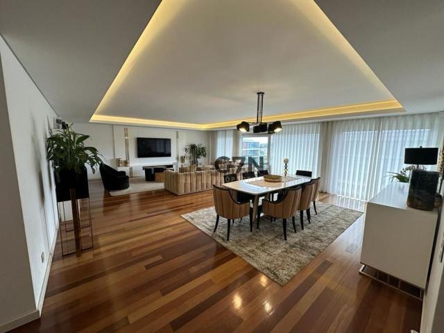 Apartamento, Loures