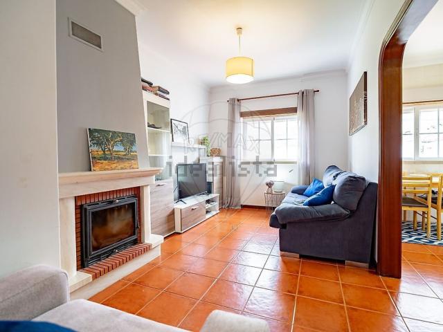 Apartamento, Lousã e Vilarinho