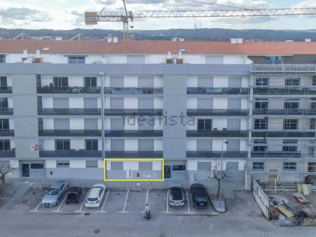Apartamento, Lousã e Vilarinho