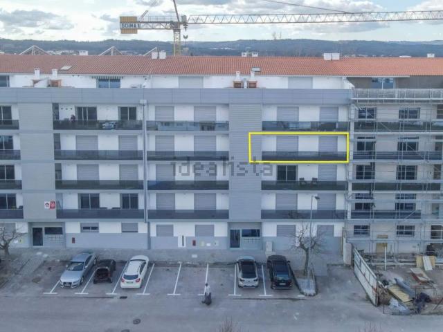 Apartamento, Lousã e Vilarinho