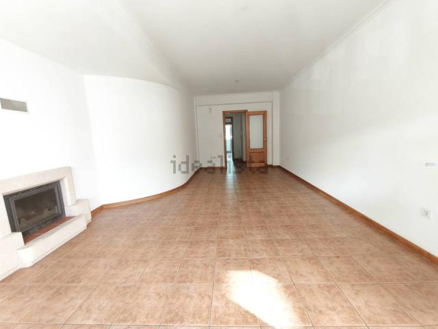 Apartamento, Lousã e Vilarinho