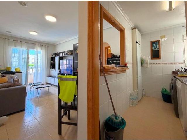 Apartamento luminoso y acogedor aprox. 63 m2 1.ª planta en pleno centro. Balcón con vistas a la