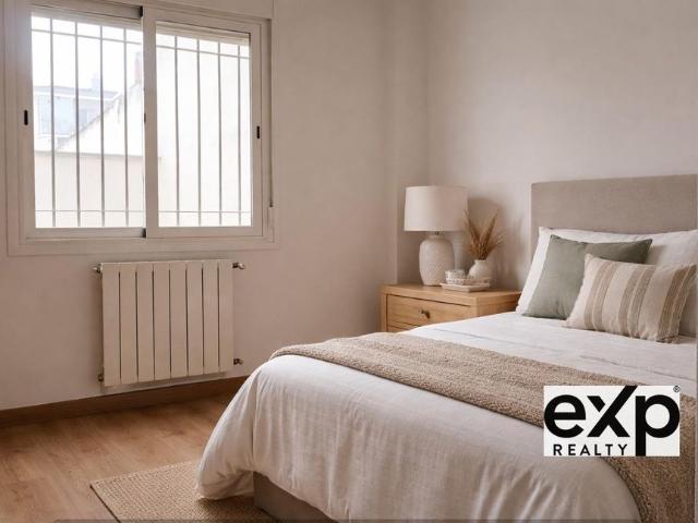 Apartamento luminoso con amplio patio privado en Ventilla–Almenara