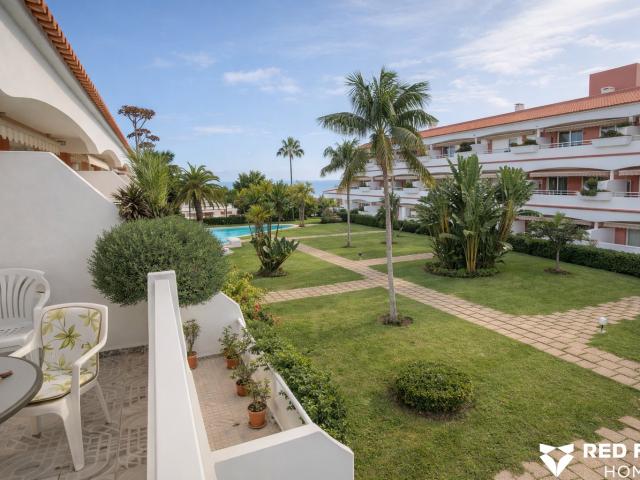 Apartamento luminoso con terraza y piscina en La Paz