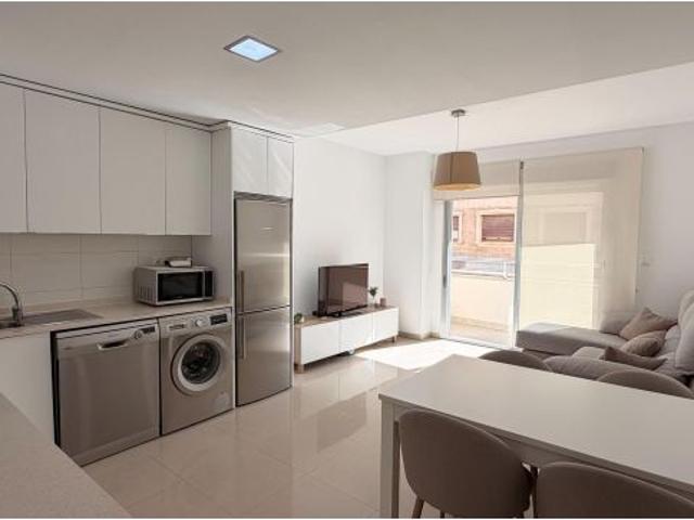 Apartamento luminoso en el 3º piso en la zona de Parque de las Naciones, Torrevieja