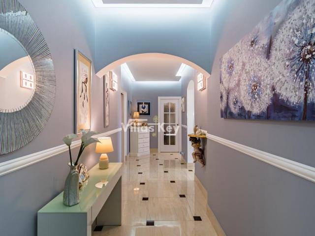 Apartamento luxuoso a beira mar com vista mar e piscina, em. 115m² Lagos santa maria