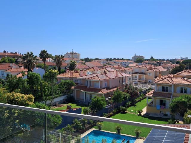Luxuoso Apartamento T2 em Carcavelos Cascais