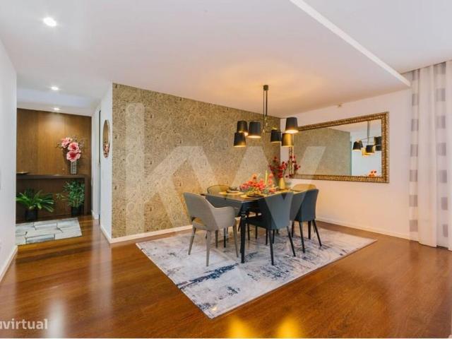 Apartamento LUXO JARDINS DO CRISTO REI T3 SUITE c/ CLOSET E A/C