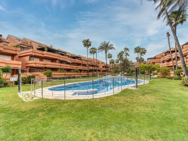 Apartamento, Marbella 155m² Nueva Andalucia