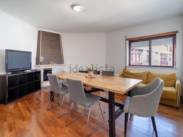 Apartamento, Marrazes e Barosa