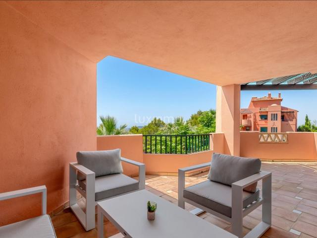 Apartamento Mediterráneo con Vistas al Mar en Sierra Cortina 98m² Finestrat