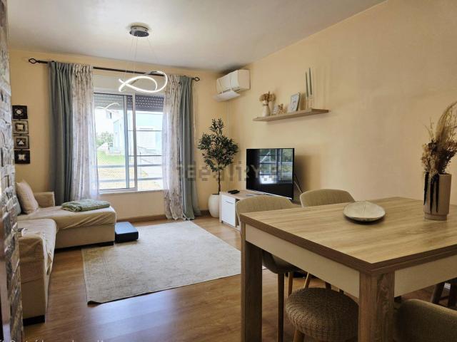 Apartamento, Mexilhoeira Grande