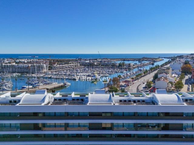 Apartamento mobilado, com 3 quartos, varandas amplas, Spa, p. 145m² São Gonçalo de Lagos