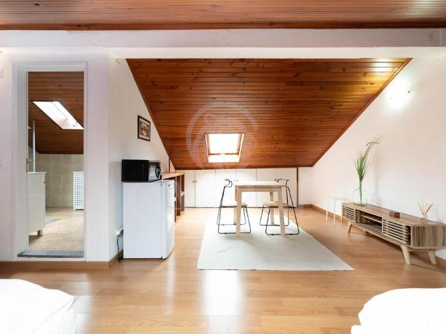Apartamento mobilado e equipado no centro de Samora Correia