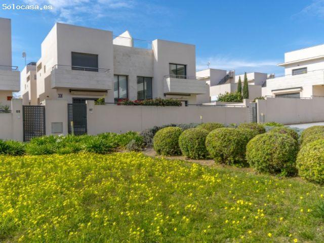APARTAMENTO MODERNO ORIENTADO AL SUR EN LA PLANTA BAJA EN ORIHUELA COSTA