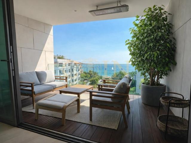 Apartamento moderno com vista mar em condomínio novo