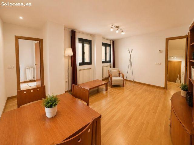 Apartamento moderno con garaje en Ronda de la Feria