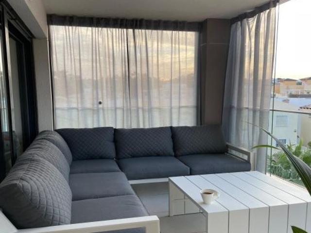 Apartamento moderno de 2 habitaciones con piscina y aparcamiento privado – Las Filipinas, Orihuela C