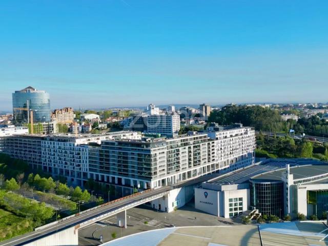 Apartamento moderno de 2 quartos, estacionamento duplo – Antas Premier