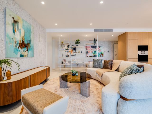 Apartamento moderno de 2 quartos próximo à praia e campo de golfe