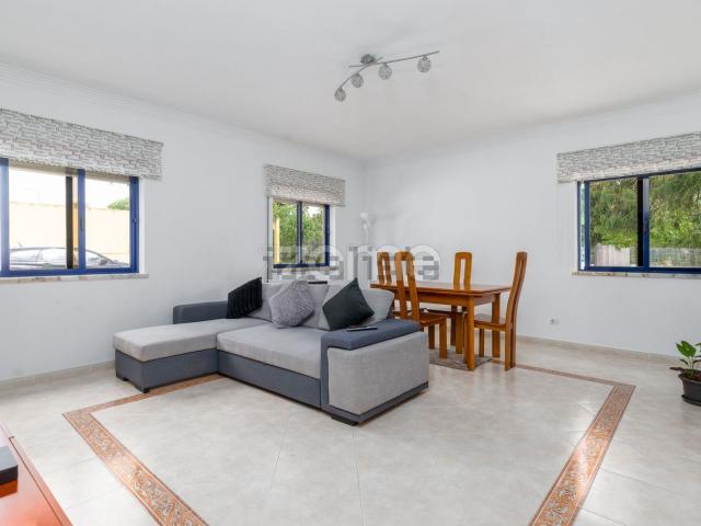 Apartamento, Moita