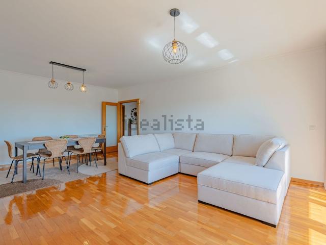 Apartamento, Mozelos