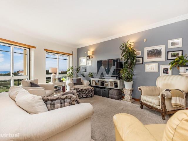 Apartamento na Urbanizao Torre da Aguilha, So Domingos de Rana, Cas