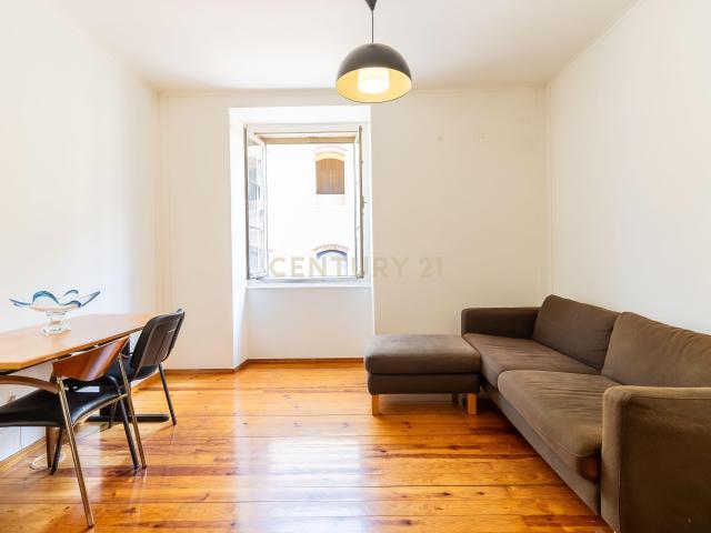 Apartamento na Rua Fradesso da Silveira – Alcântara, Lisboa
