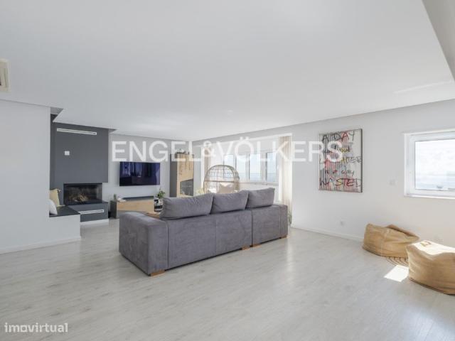 Apartamento nico com vista Rio Tejo