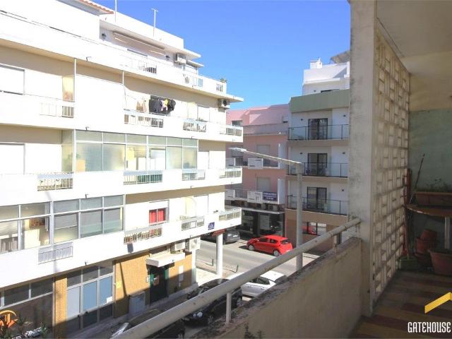 Apartamento no último andar com 2 quartos no centro de Faro. 70m² Faro Sé e São Pedro