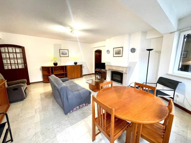 Apartamento no centro do Estoril, mobilado