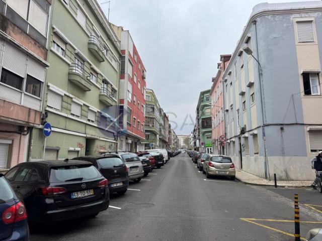Apartamento no centro de Moscavide Excelente oportunidade de investimento