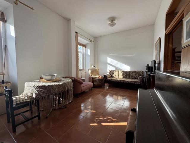 Apartamento no centro histórico em Azeitão