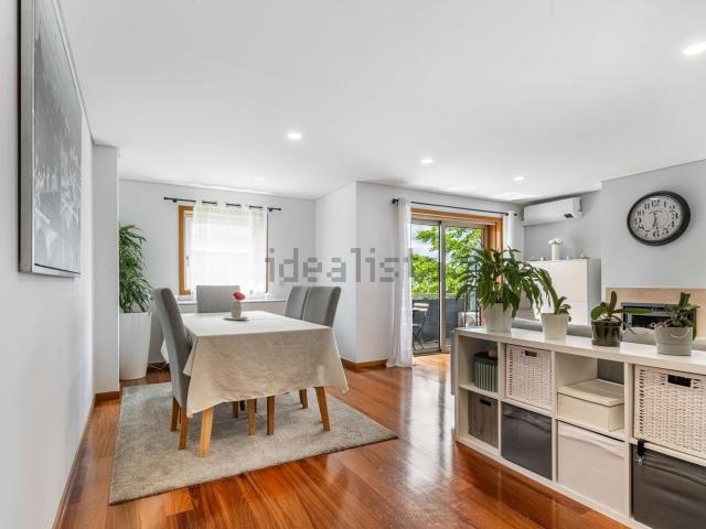 Apartamento, Nogueiró e Tenões