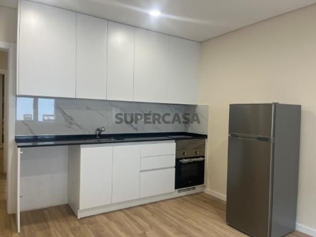 APARTAMENTO NOVO c/2 Assoalhadas c/parqueamento! Oportunidade INVESTIMENTO!