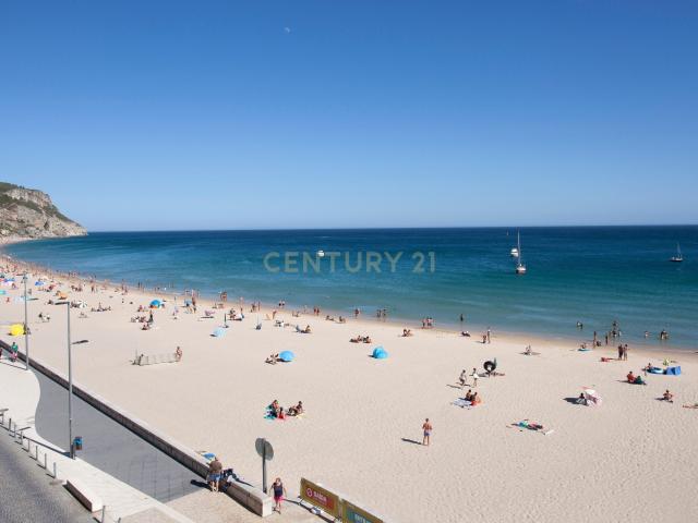 Apartamento Novo em Sesimbra com Vista Mar 1ª linha