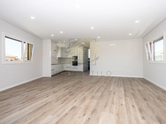 Apartamento T2 com excelentes áreas