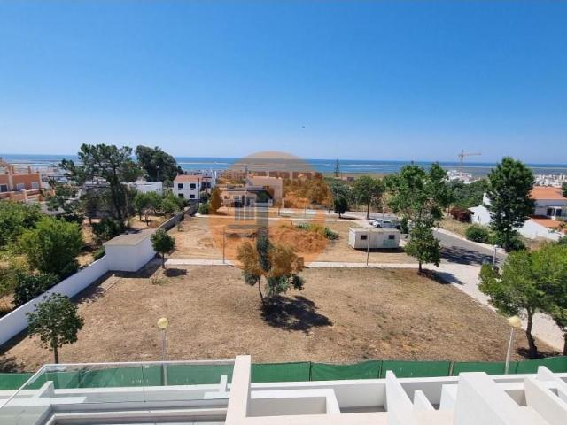 Apartamento novo T2 com quintal, vista mar e estacionamento. 77m² Moncarapacho e Fuseta