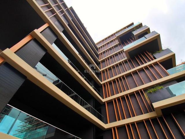 APARTAMENTO T2 DE LUXO COM VISTA MAR EM CONDOMINIO FECHADO