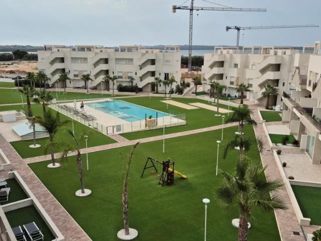 Apartamento nuevo amueblado con solarium 130m² Guardamar del Segura