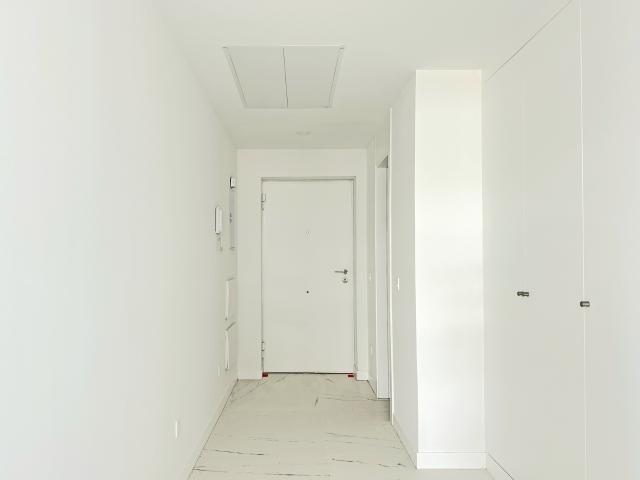 Apartamento nuevo de 3 dormitorios en planta baja en Casares Playa – Jardín privado, amplia terraza y vida junto a la playa