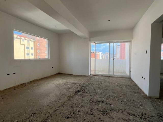 Apartamento Obra gris en Venta, Edf. Fendi, Urb. El Bosque