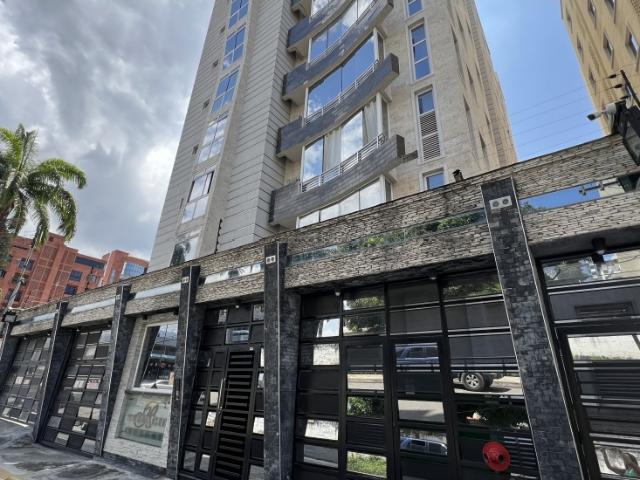 Apartamento obra gris en Venta, Res. Bellagio Suites, El Bosque