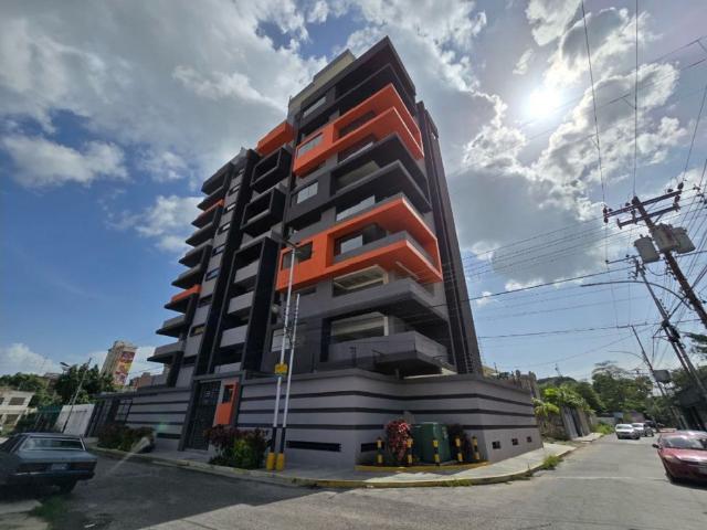 Apartamento obra gris en venta Urb La Soledad Maracay