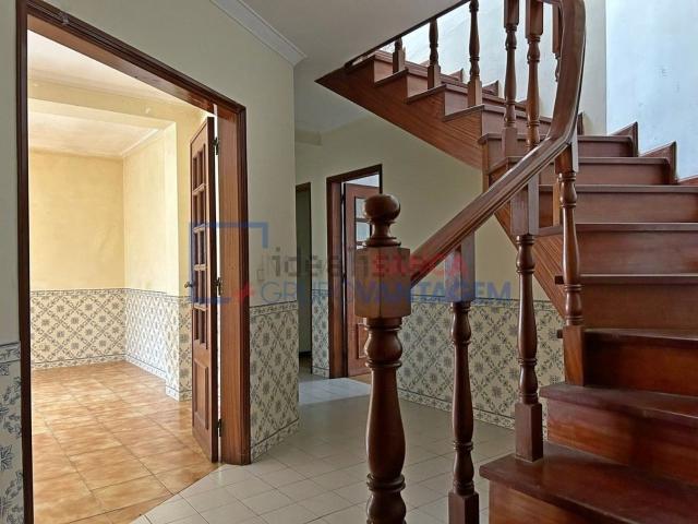 Apartamento, Oliveirinha