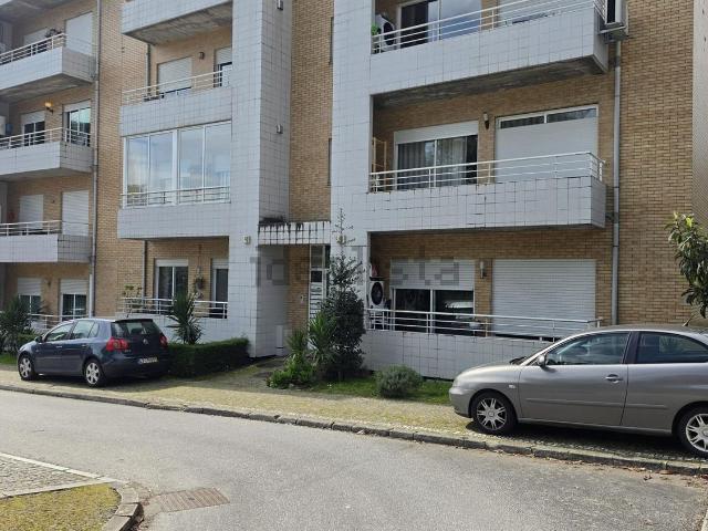 Apartamento, Paço de Sousa