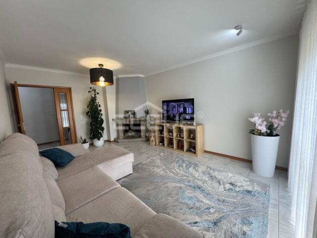 Apartamento, Paços de Brandão