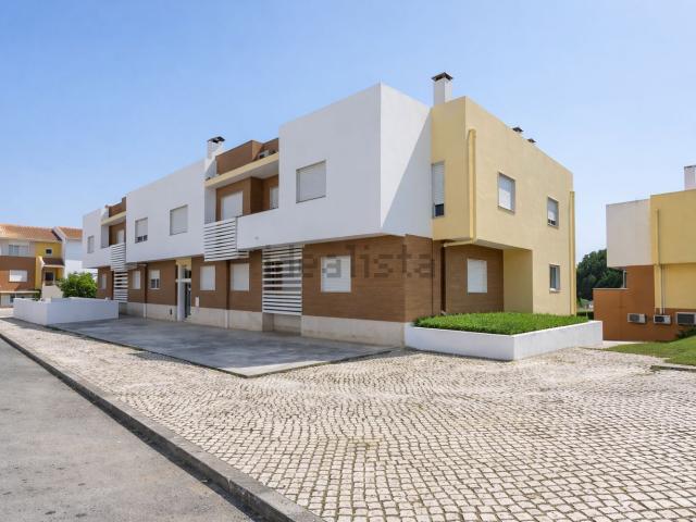 Apartamento, Palhais e Coina